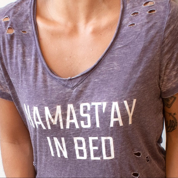 Distressed Lavender Casual V-Neck Graphic T-Shirt - Picture 2 of 3